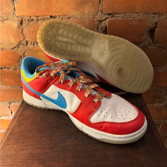 Nike Fruity Pebble Dunks - Picture 7 of 7